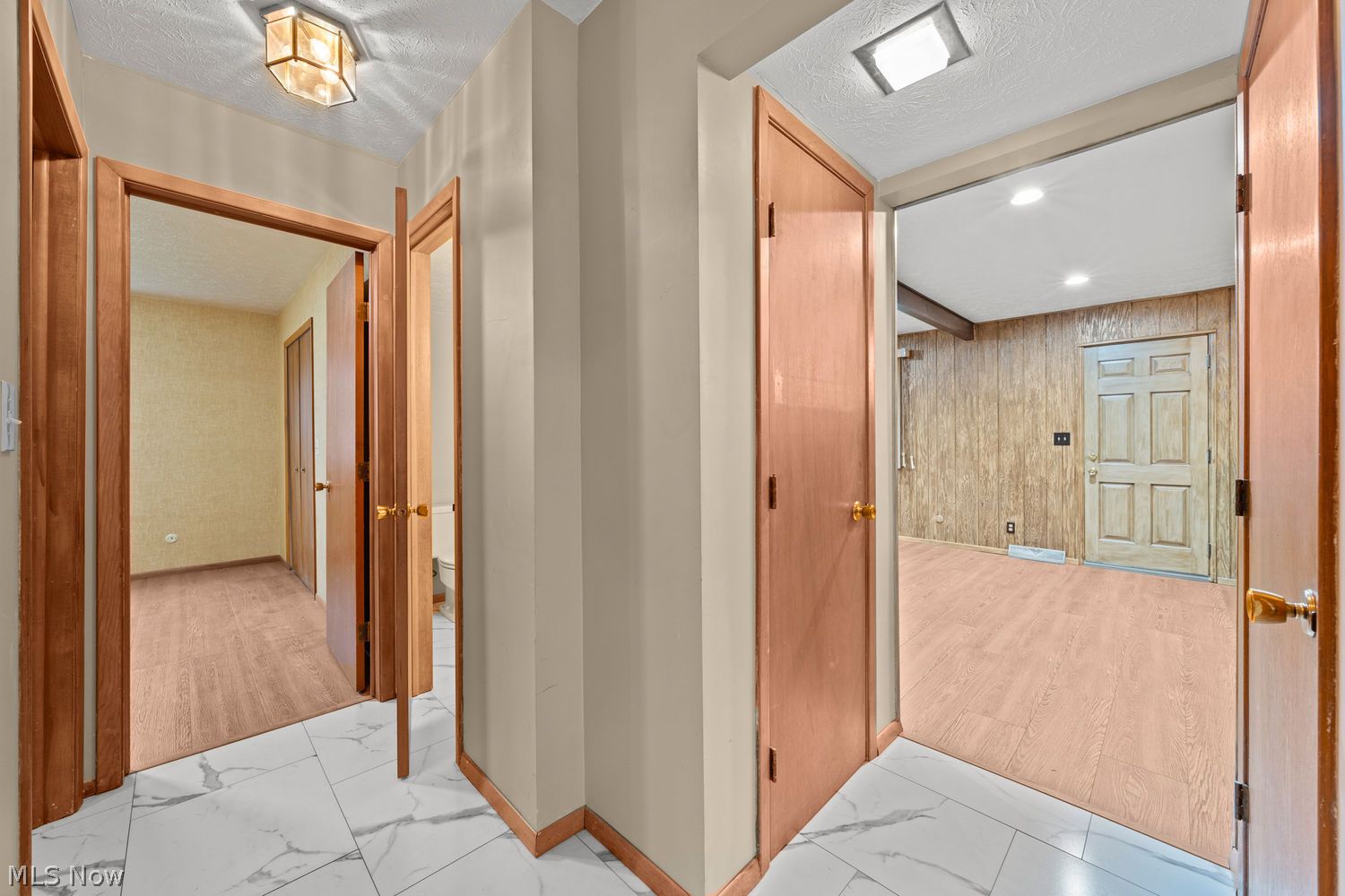 595 Jefferson Drive Highland Heights OH 44143