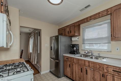400 Harris Road Richmond Heights OH 44143