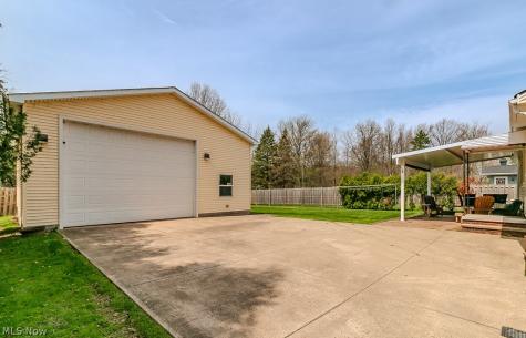 400 Harris Road Richmond Heights OH 44143