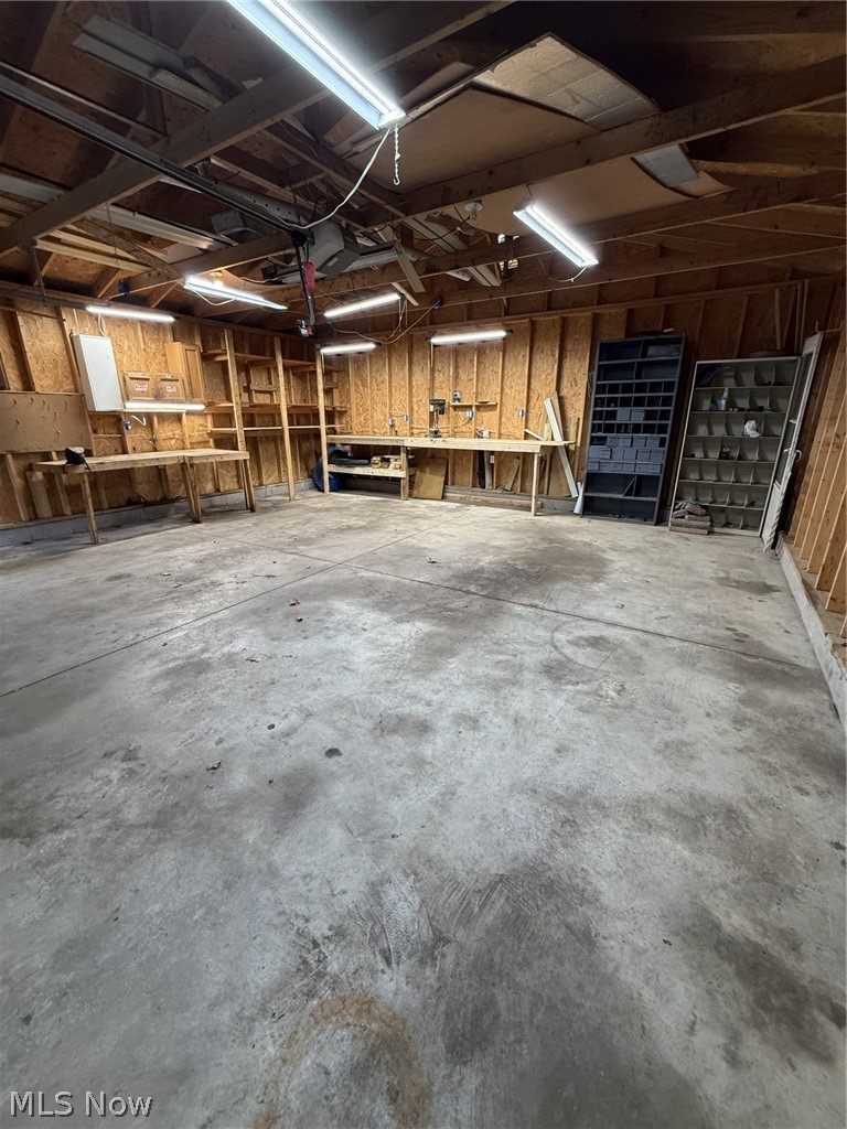 2120 Newton Street Akron OH 44305