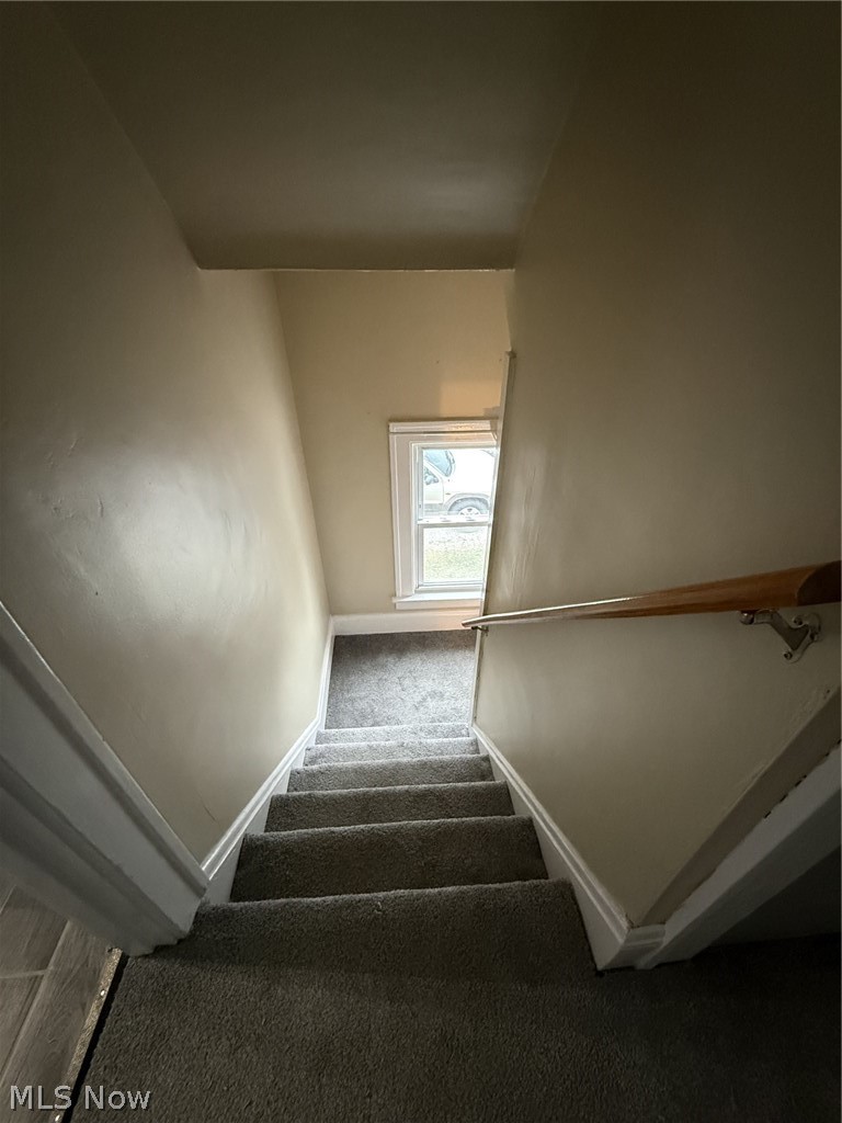 2120 Newton Street Akron OH 44305