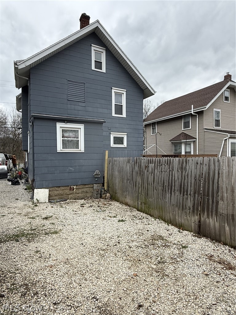 2120 Newton Street Akron OH 44305
