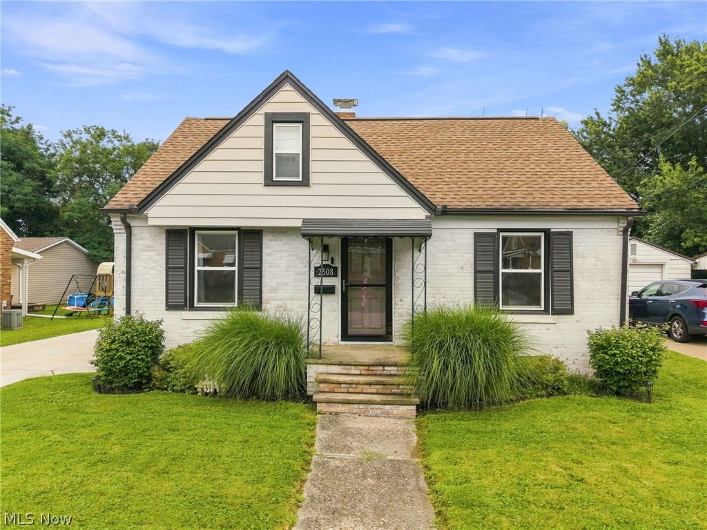 2508 Watson Avenue Alliance OH 44601