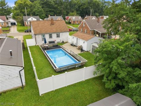 2508 Watson Avenue Alliance OH 44601