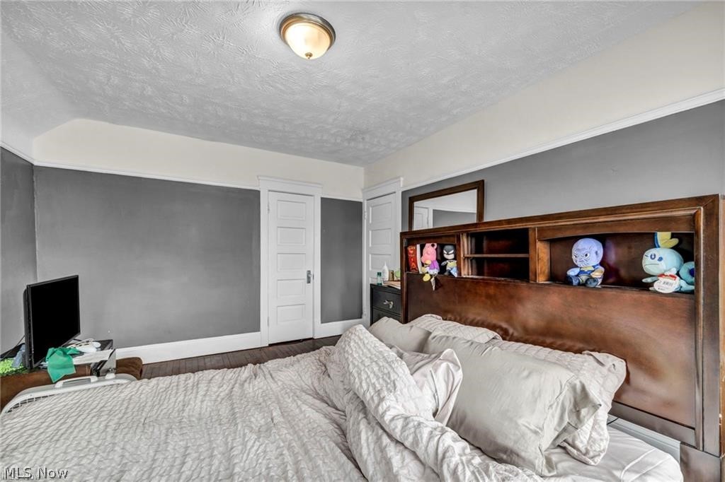 1639 Delmont Avenue Cleveland OH 44112