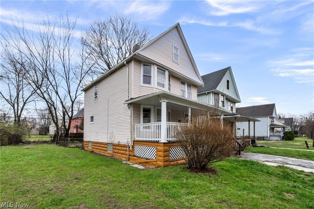 1639 Delmont Avenue Cleveland OH 44112