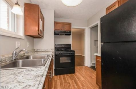 144 E 208th Street Euclid OH 44123