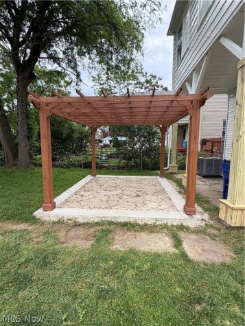 3139 W 82nd Street Cleveland OH 44102