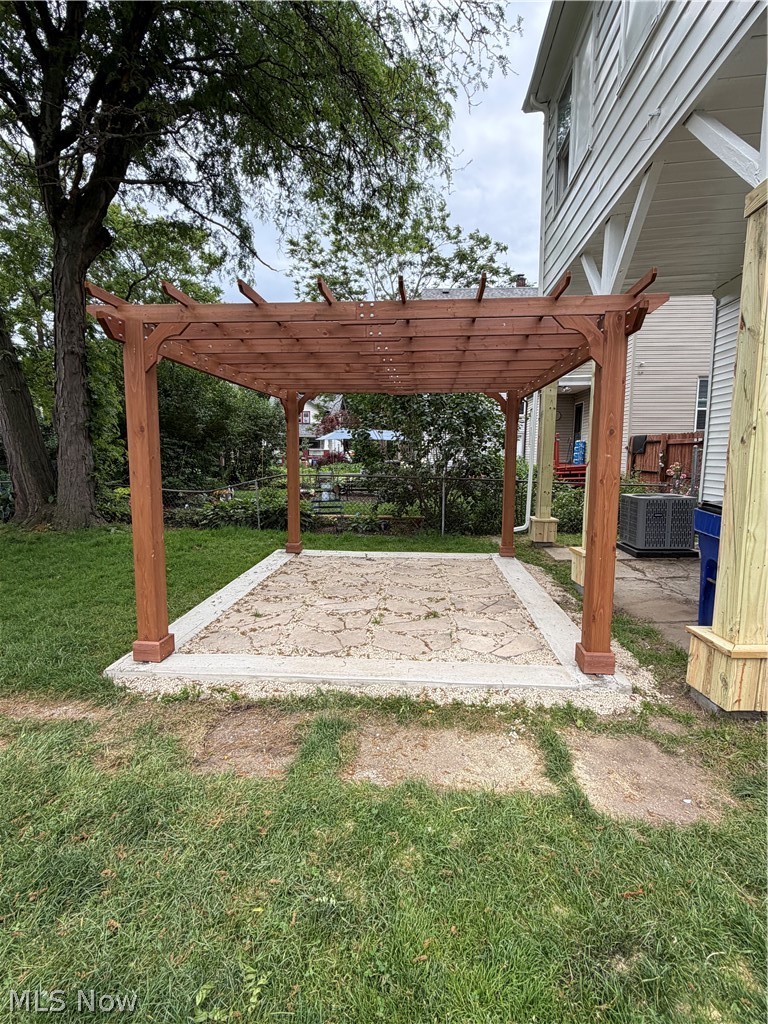 3139 W 82nd Street Cleveland OH 44102