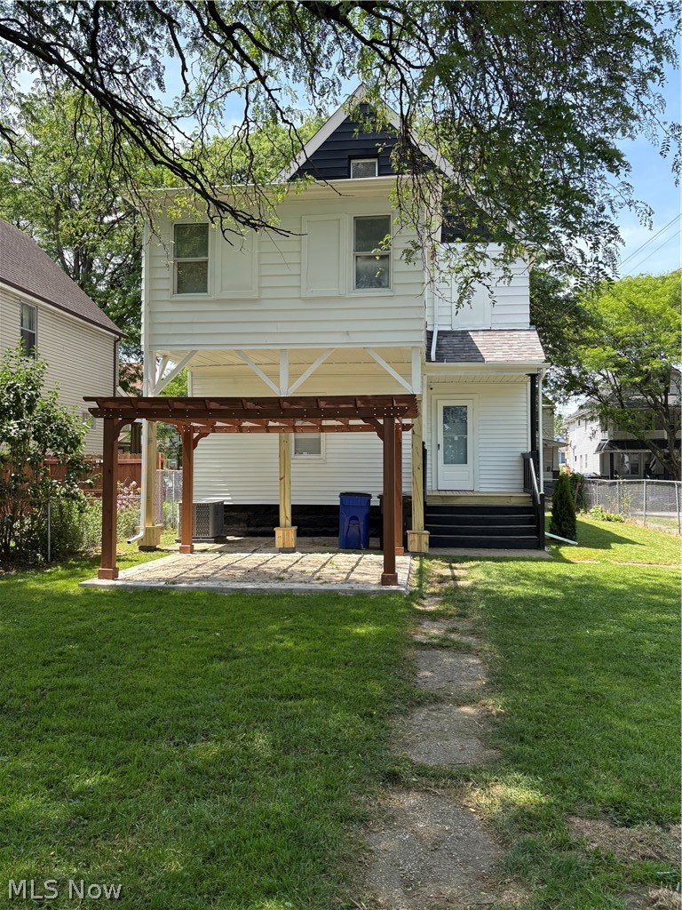 3139 W 82nd Street Cleveland OH 44102