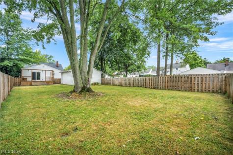 5528 Huron Road Lyndhurst OH 44124