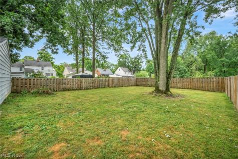5528 Huron Road Lyndhurst OH 44124