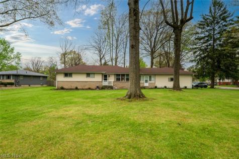 503 E Montrose Street Youngstown OH 44505
