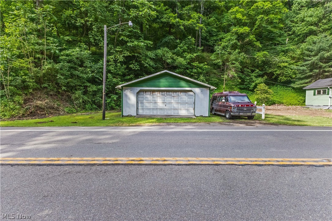 19112 State Route 152 Toronto OH 43964