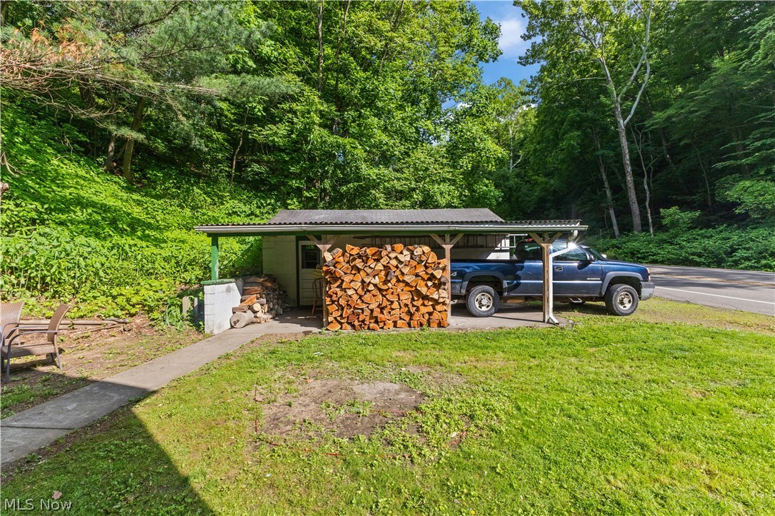 19112 State Route 152 Toronto OH 43964