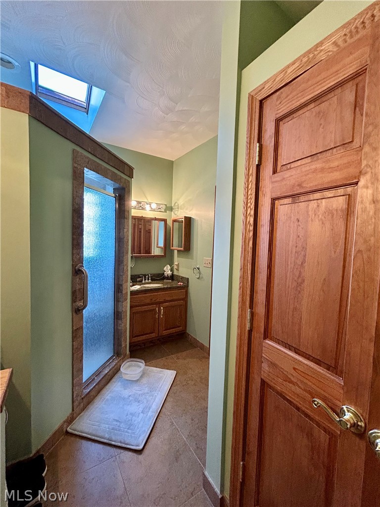 8707 Fairweather Trail Poland OH 44514