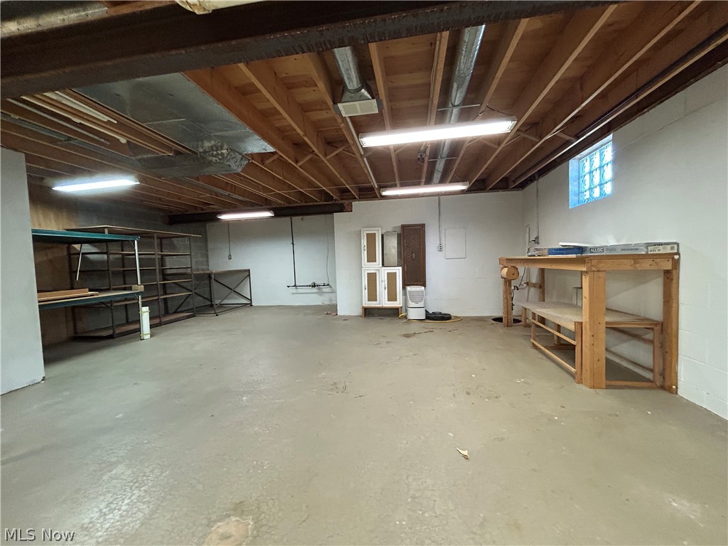 8707 Fairweather Trail Poland OH 44514