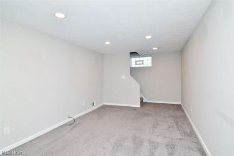 3574 Farland Road University Heights OH 44118