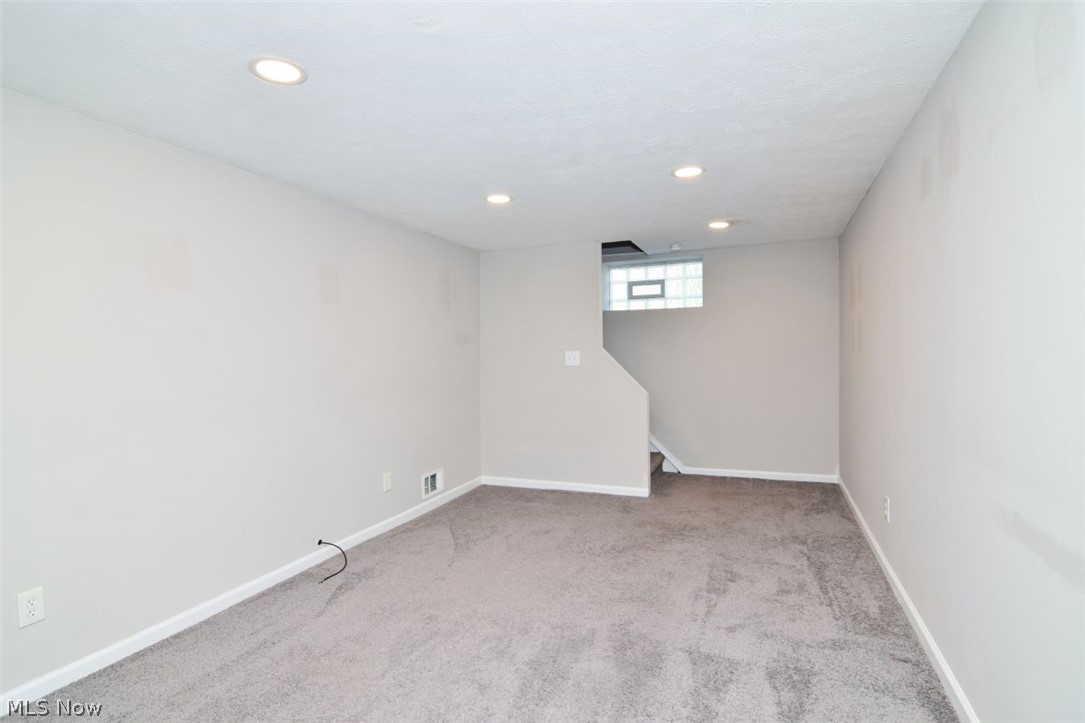 3574 Farland Road University Heights OH 44118