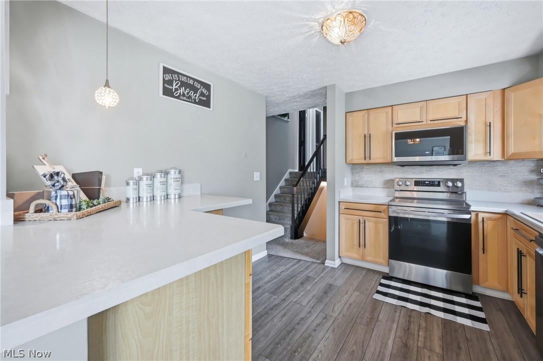503 Meadowland Drive Hubbard OH 44425