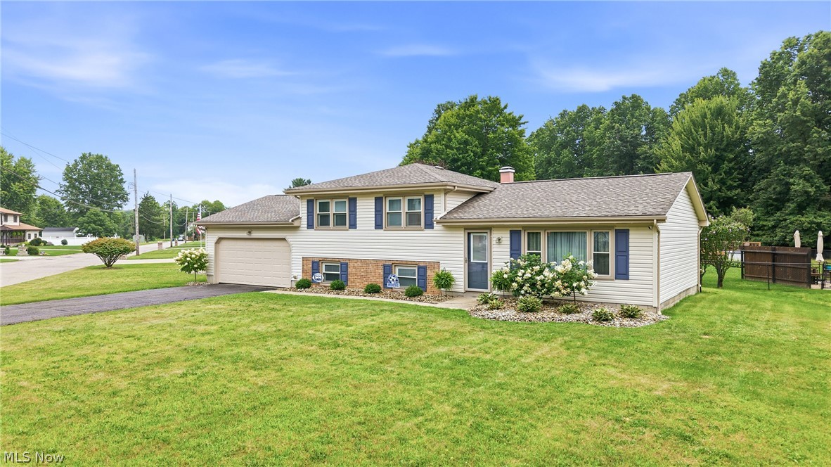 503 Meadowland Drive Hubbard OH 44425