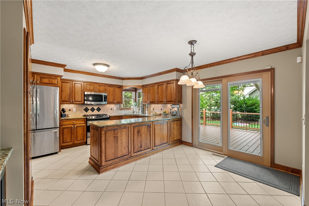 19874 Echo Drive Strongsville OH 44149