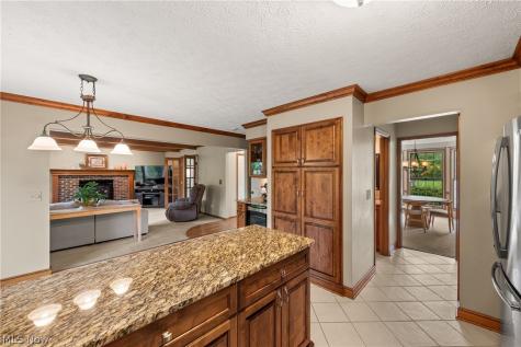 19874 Echo Drive Strongsville OH 44149