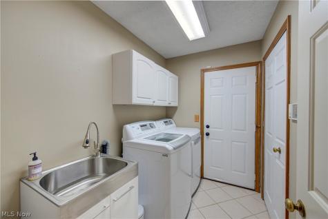 19874 Echo Drive Strongsville OH 44149