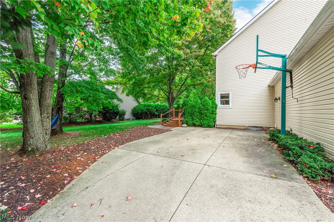19874 Echo Drive Strongsville OH 44149