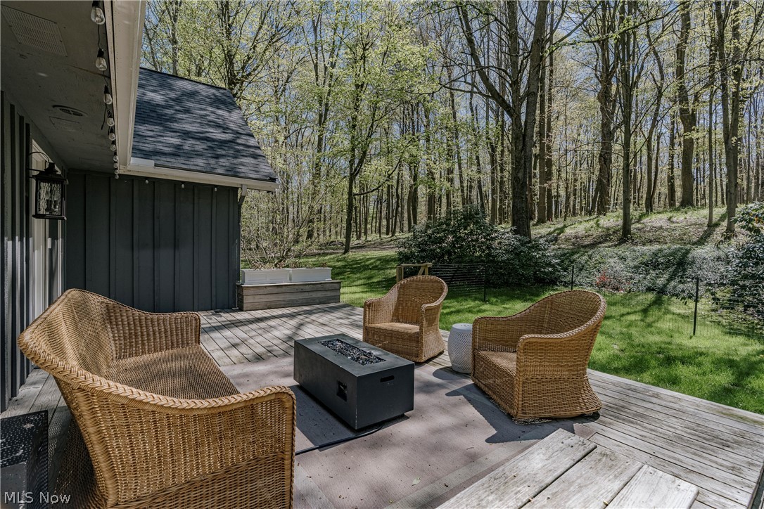 17091 Wing Road Chagrin Falls OH 44023