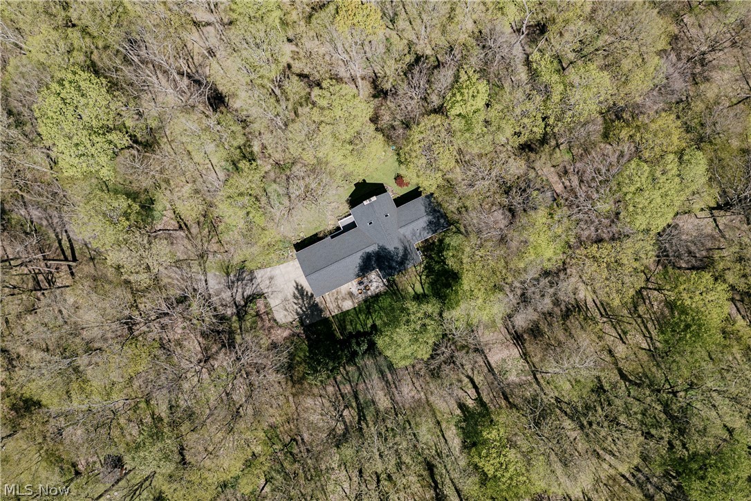 17091 Wing Road Chagrin Falls OH 44023