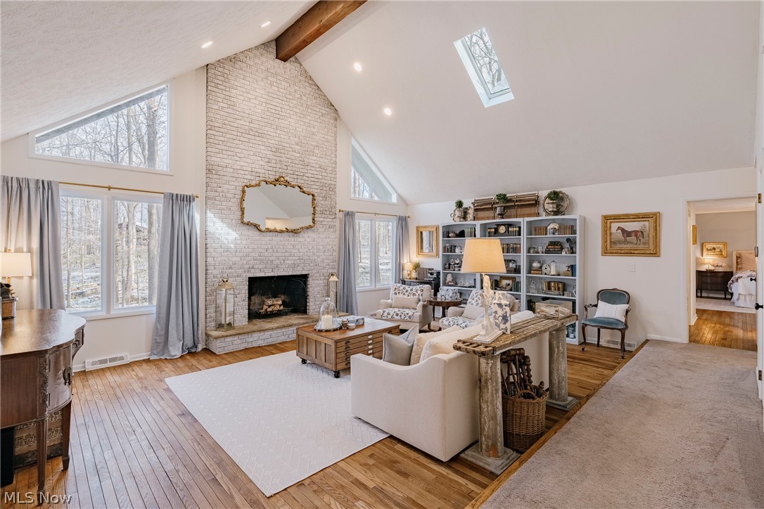 17091 Wing Road Chagrin Falls OH 44023