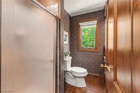 33328 Allenbury Drive Solon OH 44139
