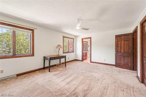 33328 Allenbury Drive Solon OH 44139