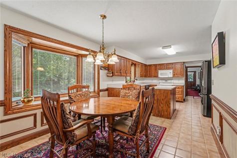 33328 Allenbury Drive Solon OH 44139