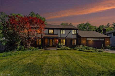 33328 Allenbury Drive Solon OH 44139