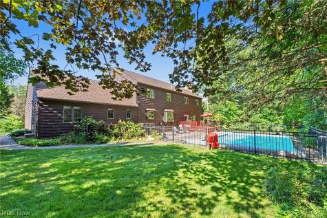 33328 Allenbury Drive Solon OH 44139