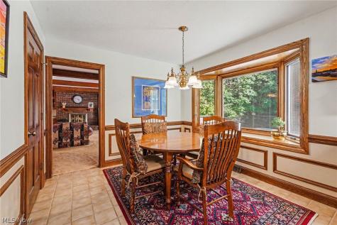 33328 Allenbury Drive Solon OH 44139