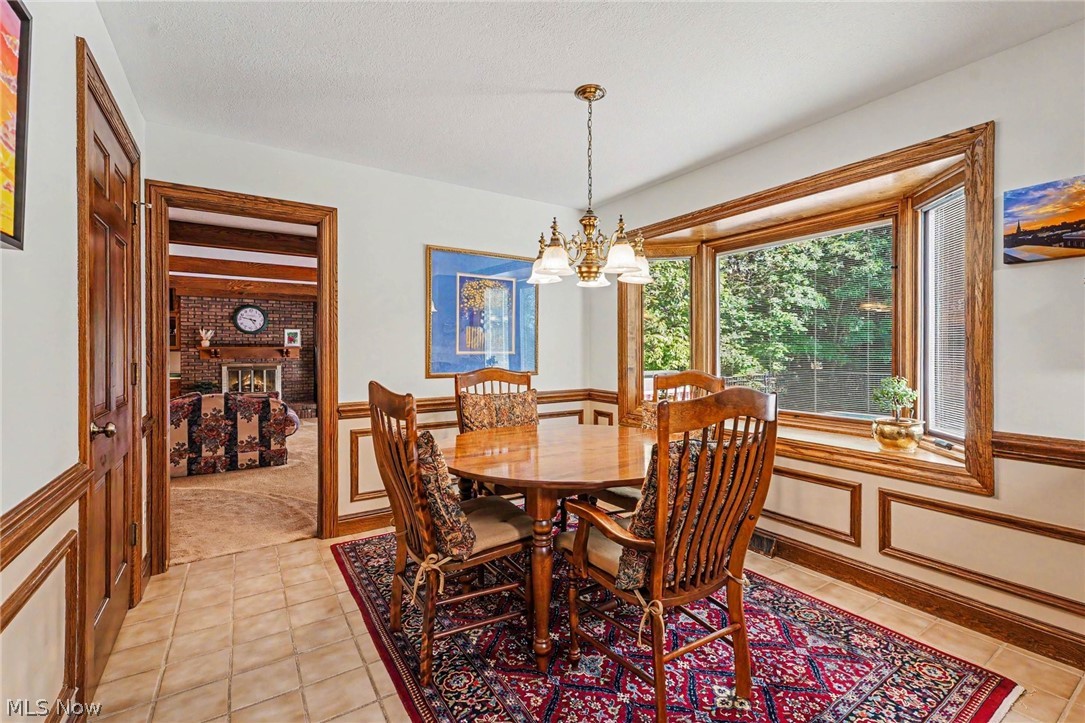 33328 Allenbury Drive Solon OH 44139