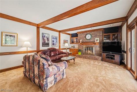 33328 Allenbury Drive Solon OH 44139