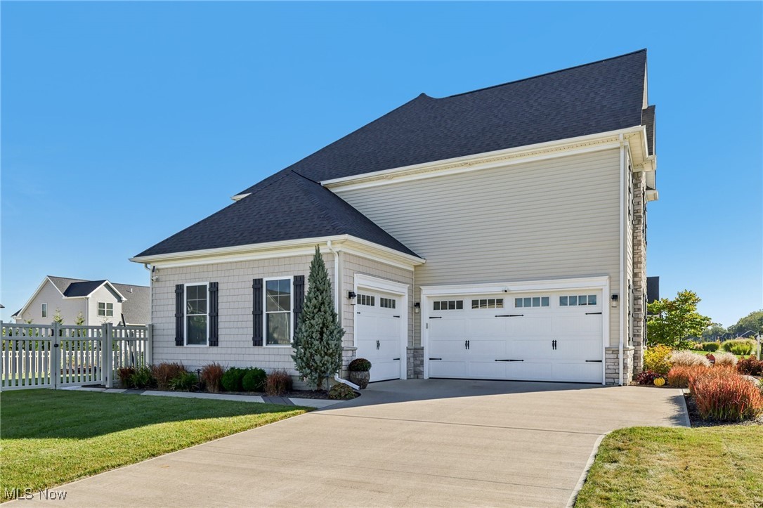 36728 Capri Lane North Ridgeville OH 44039