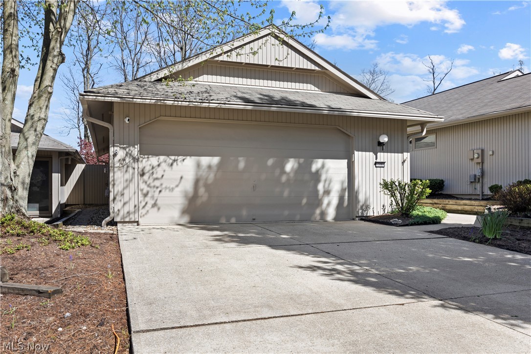 13081 Olympus Way Strongsville OH 44149