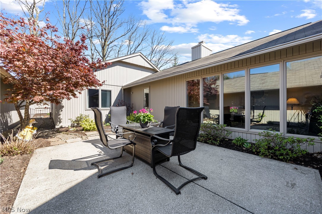 13081 Olympus Way Strongsville OH 44149