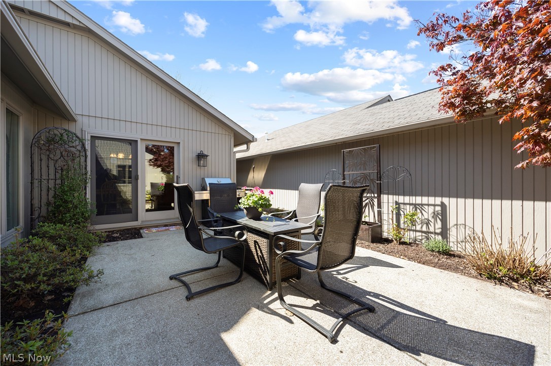13081 Olympus Way Strongsville OH 44149
