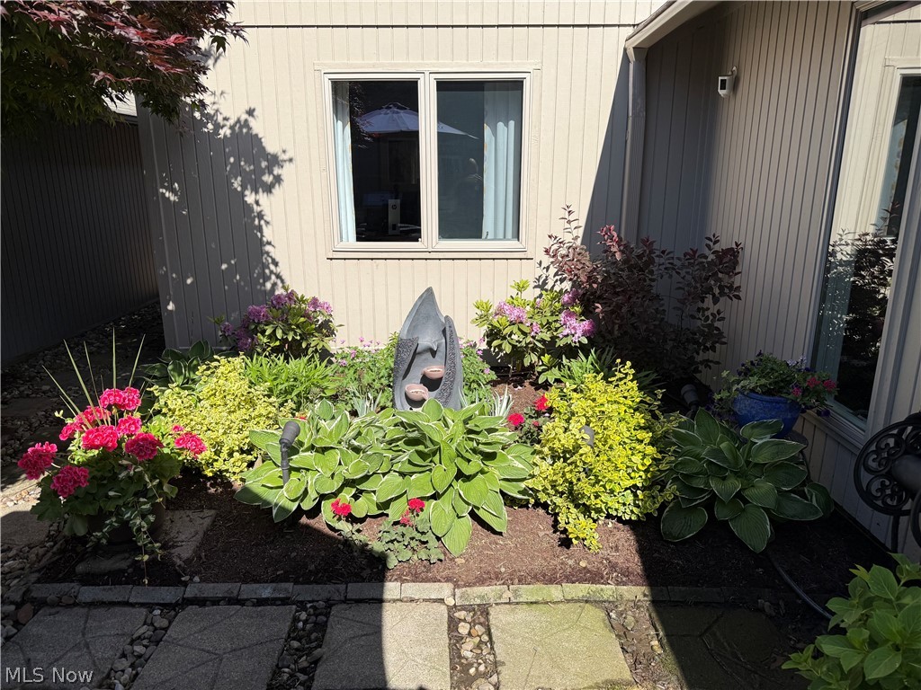 13081 Olympus Way Strongsville OH 44149
