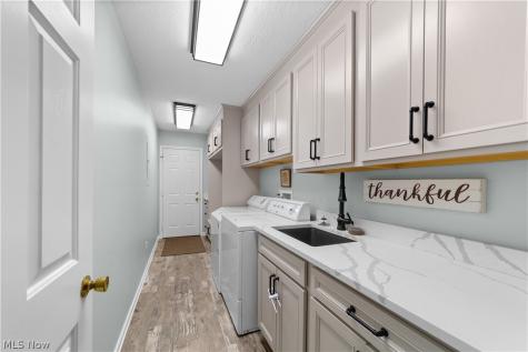 7695 Bar Harbour Lane Mentor OH 44060