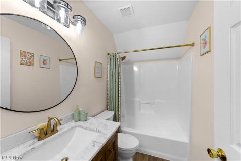 7695 Bar Harbour Lane Mentor OH 44060