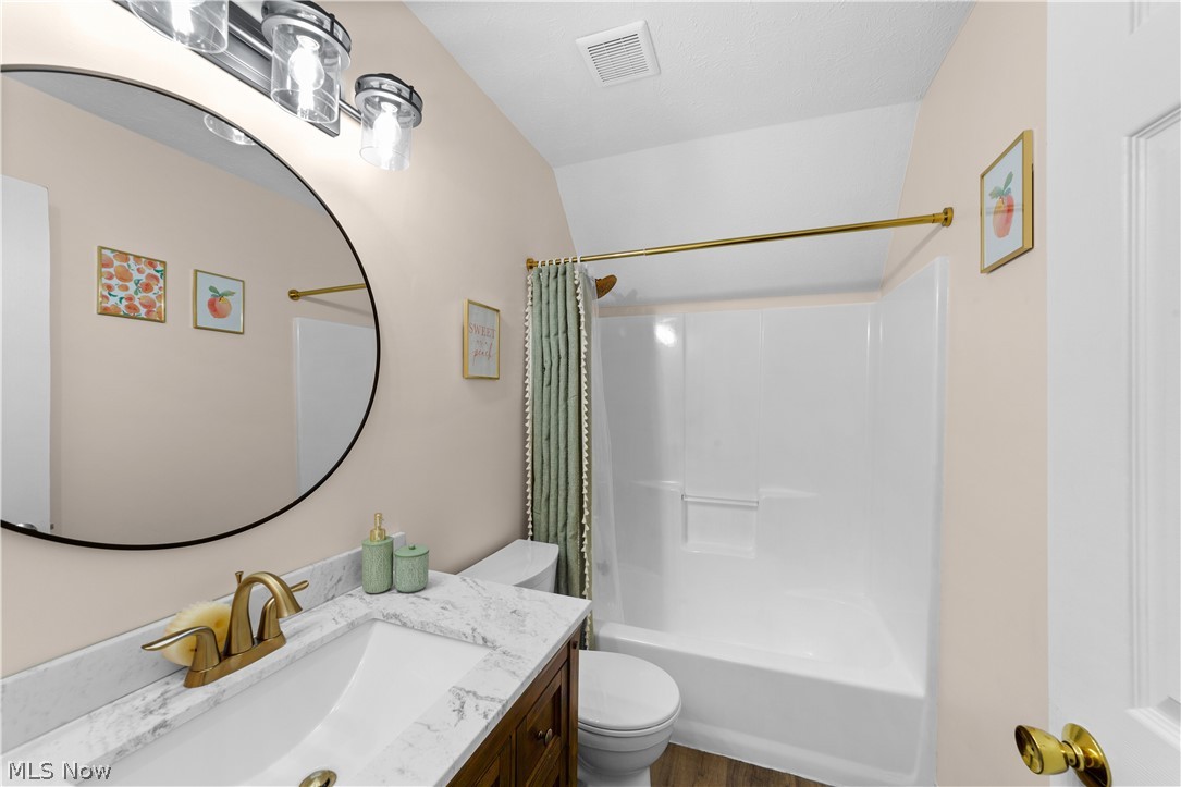 7695 Bar Harbour Lane Mentor OH 44060