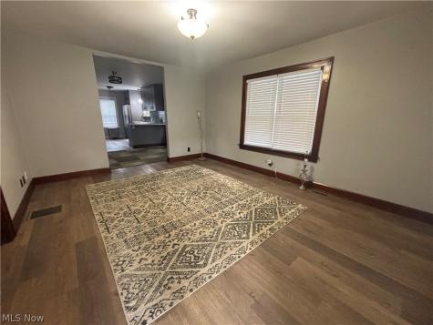 648 Crown Avenue Ravenna OH 44266