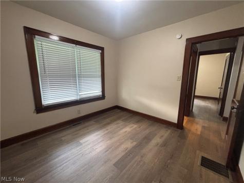 648 Crown Avenue Ravenna OH 44266